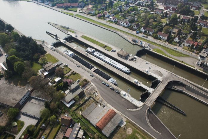 albertkanaal-wijnegem-nv-de-scheepvaart