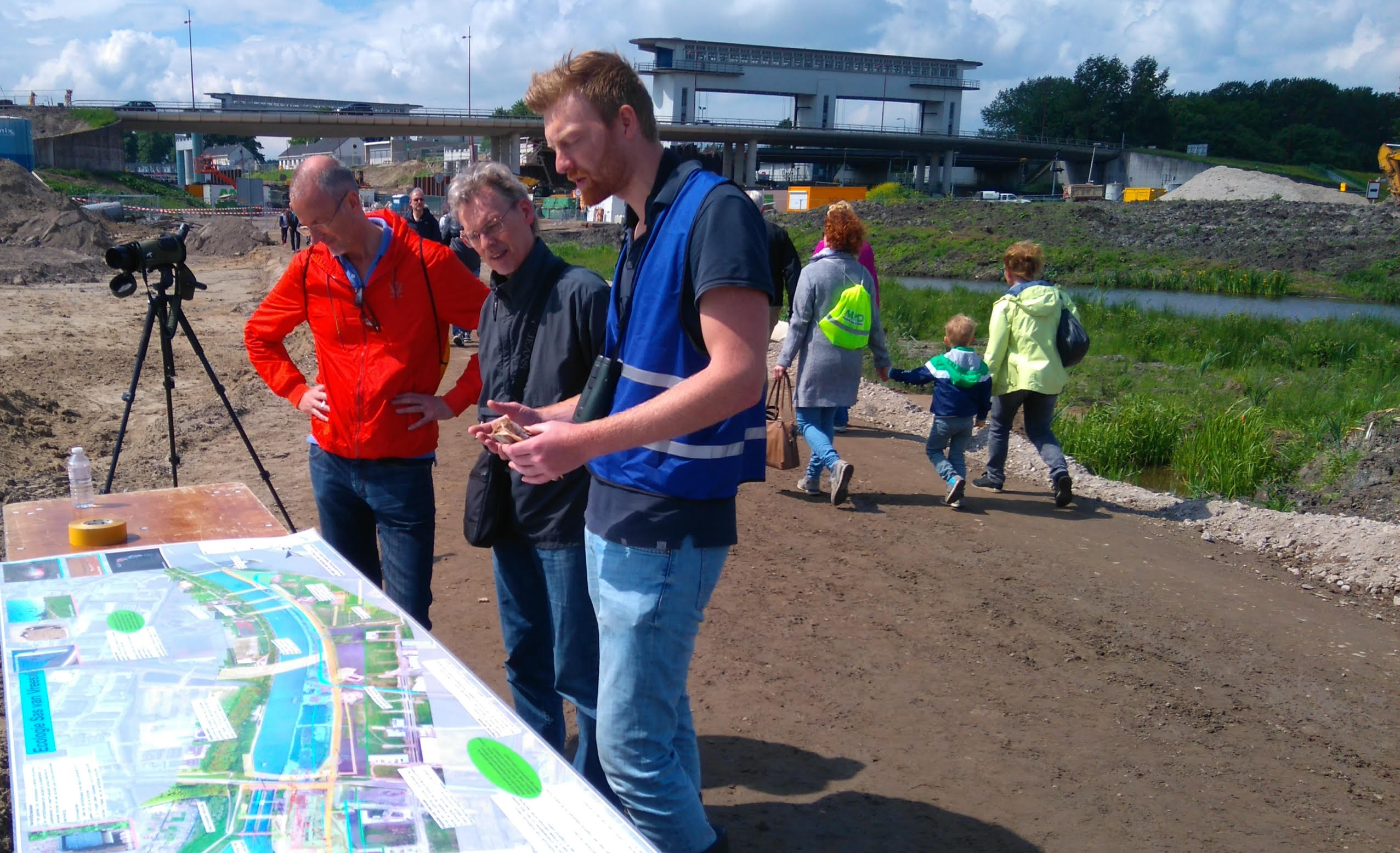 Drukte Op Dag Van De Bouw Binnenvaartkrant