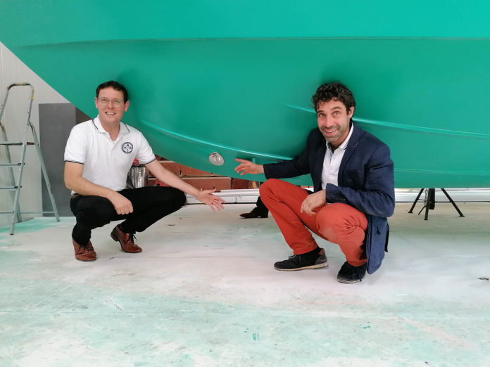 Futuro Jet Thruster 1 1600p