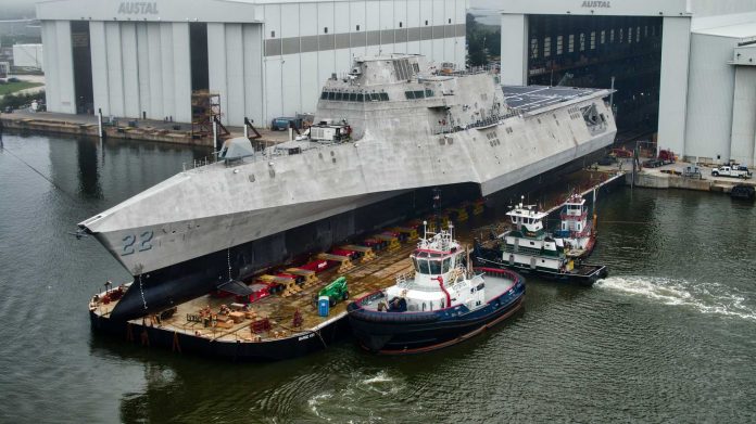 USS Kansas bij Austal USA USS Kansas