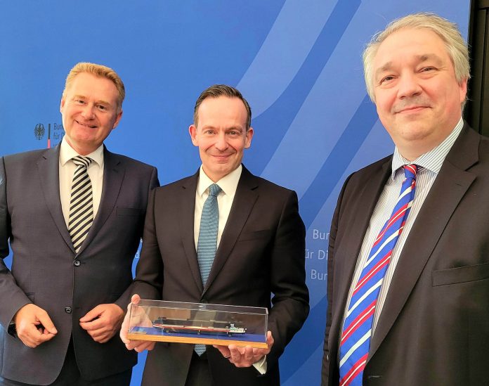 Duitse vaarwegen Schwanen Wissing Staats