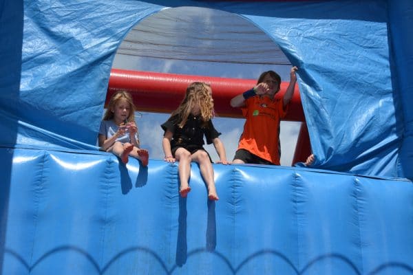 13Meanderkids Spring1 13Meanderkids Spring1