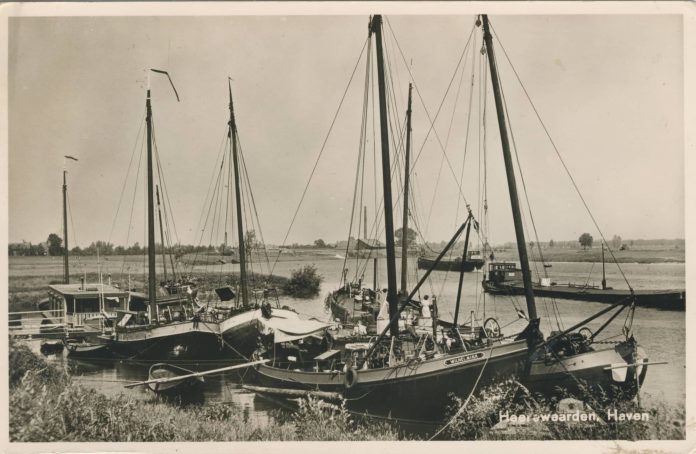 Woonschip sloopschip 3 collectie Gijs Sepers