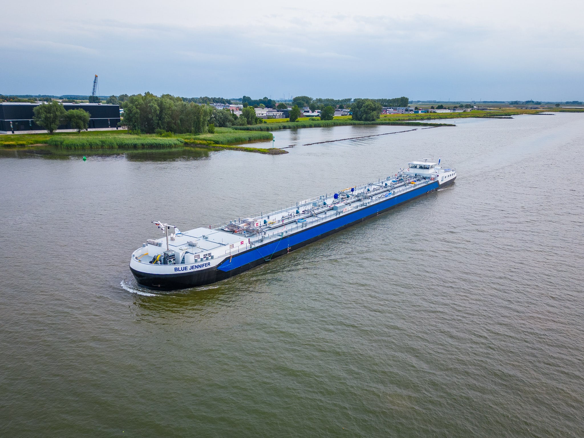 Concordia Damen Levert Met Blue Jennifer Weer Een Stralende Parsifal Tanker Op Binnenvaartkrant