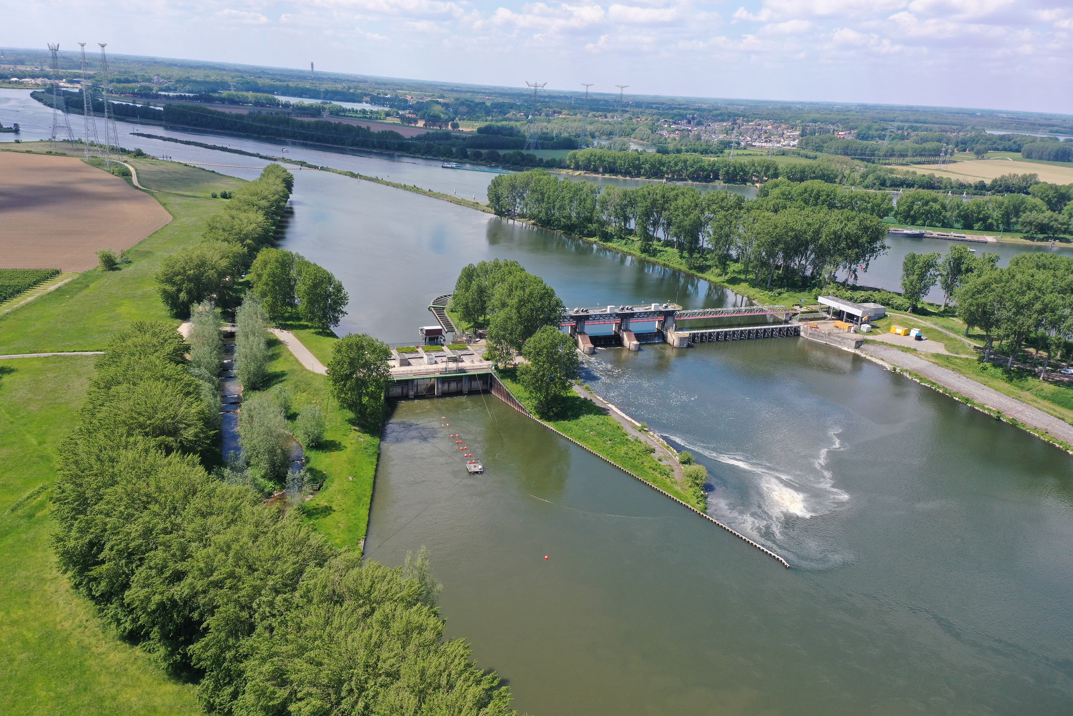 Tweede fase onderhoud Stuw Linne – geen hinder voor scheepvaart